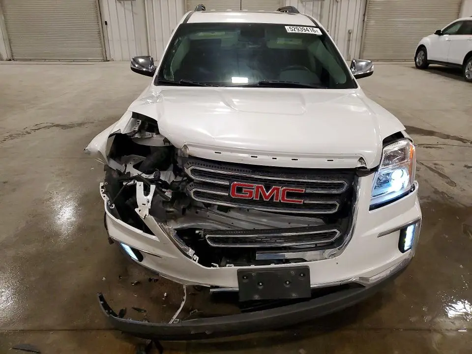 2016 GMC TERRAIN SLT  