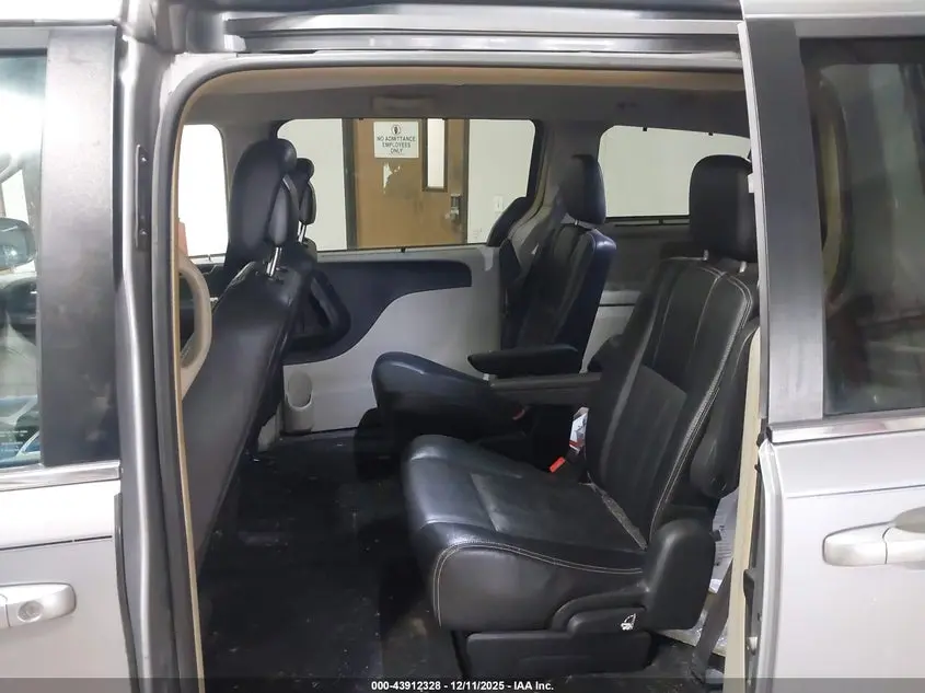 2015 CHRYSLER TOWN & COUNTRY TOURING-L