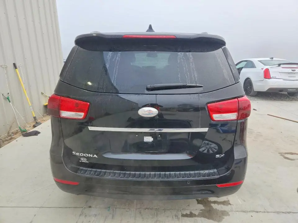 2017 KIA SEDONA EX  
