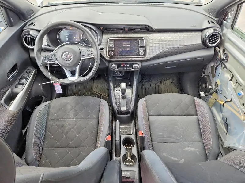 2020 NISSAN KICKS SV  