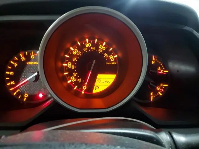 2012 TOYOTA 4RUNNER SR5  
