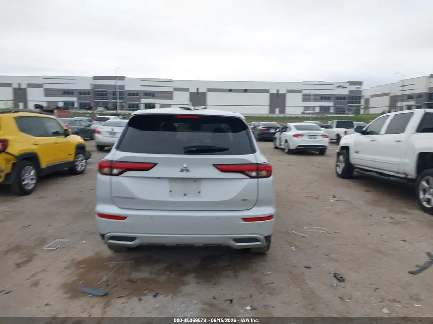 2024 MITSUBISHI OUTLANDER SE 2.5 2WD