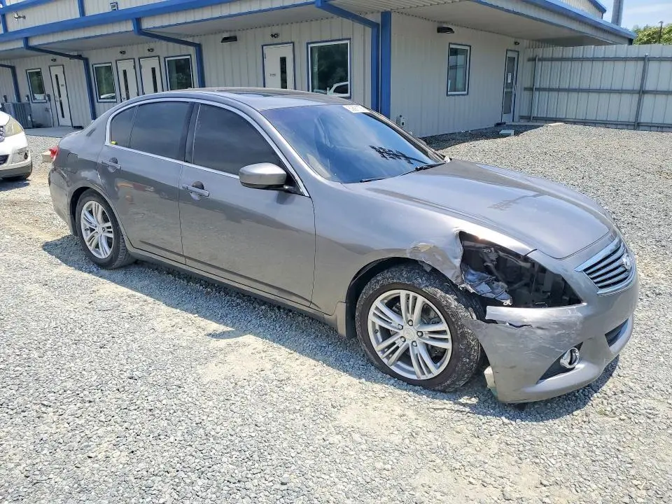 2013 INFINITI G37 BASE  