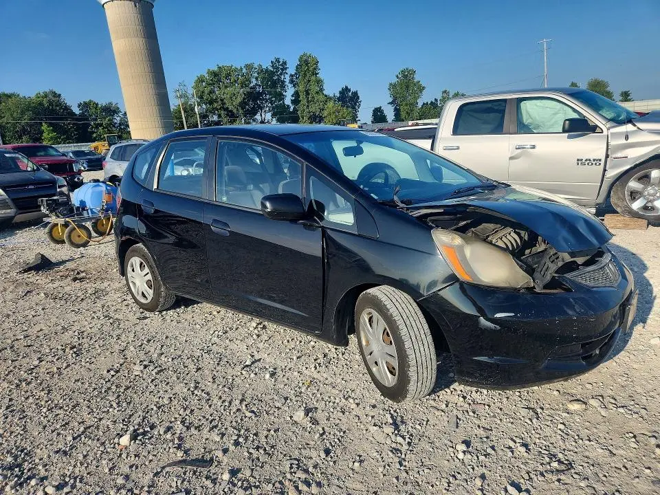 2010 HONDA FIT   