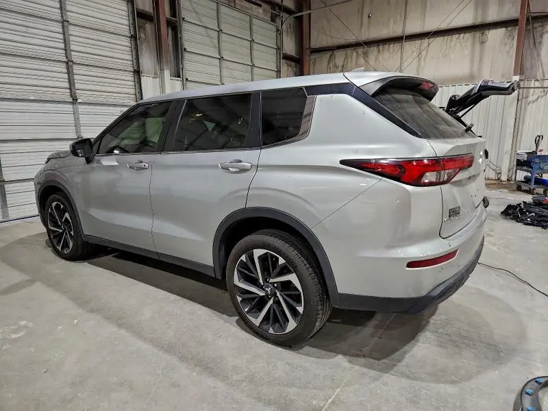 2022 MITSUBISHI OUTLANDER ES  