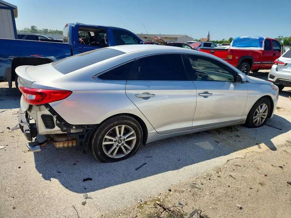 2016 HYUNDAI SONATA SE  
