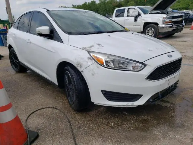 2017 FORD FOCUS SE  