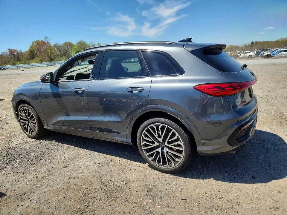 2025 AUDI SQ5 PREMIUM PLUS  
