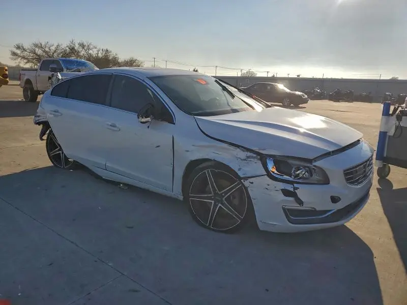 2016 VOLVO S60 PLATINUM  