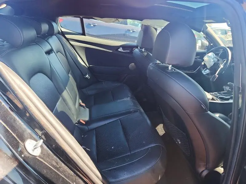 2022 KIA STINGER GT LINE  