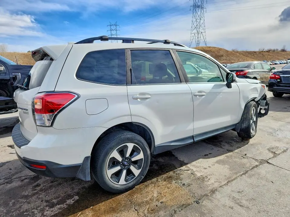 2017 SUBARU FORESTER 2.5I PREMIUM  