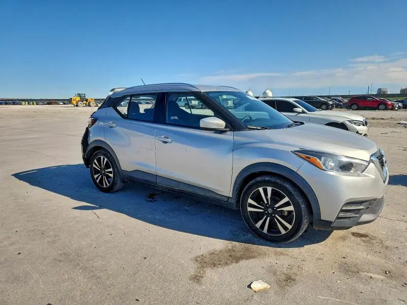 2019 NISSAN KICKS S  