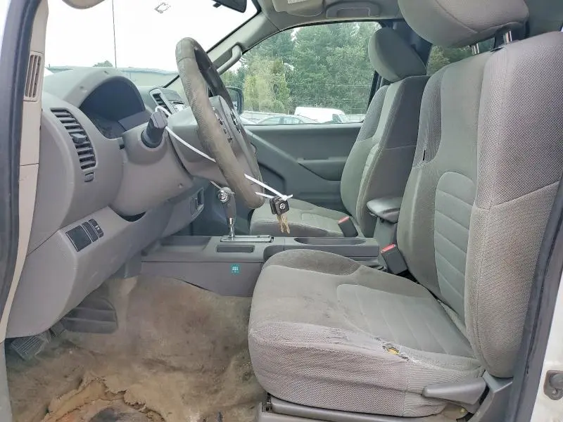2017 NISSAN FRONTIER S  