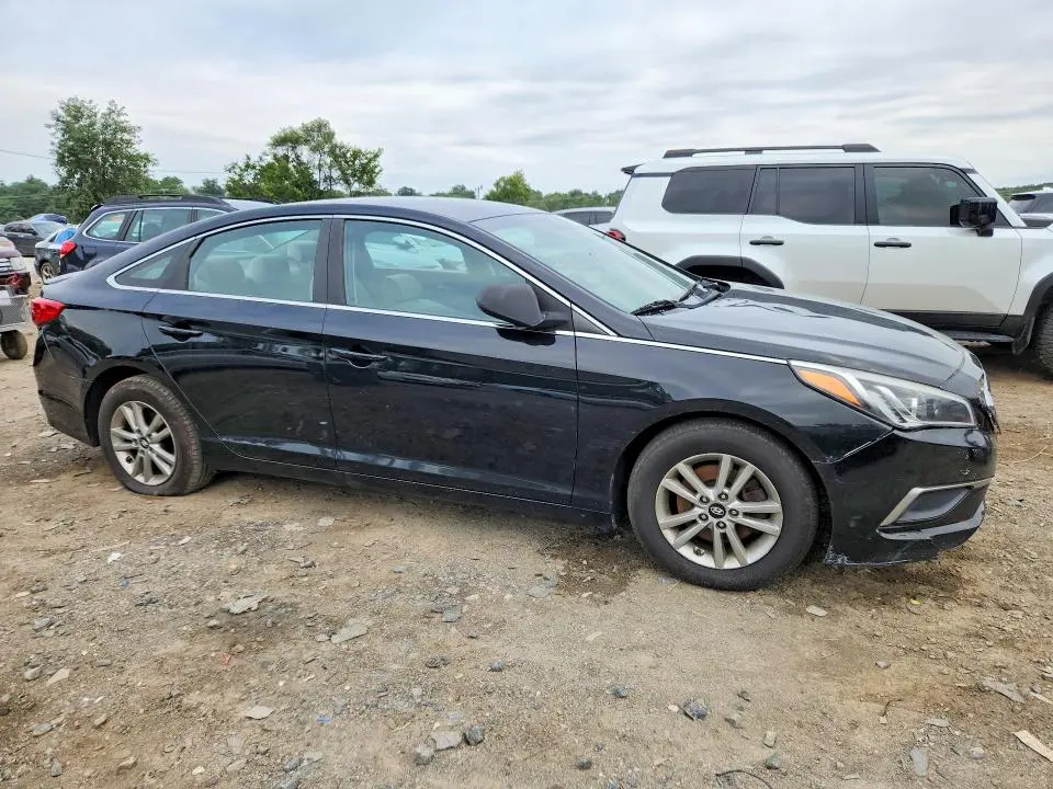 2017 HYUNDAI SONATA SE  