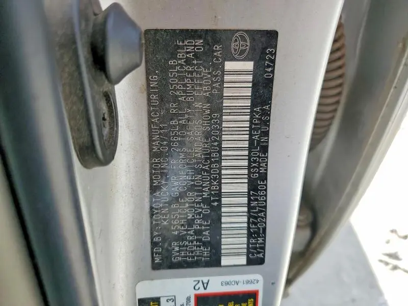 2011 TOYOTA AVALON LIMITED  