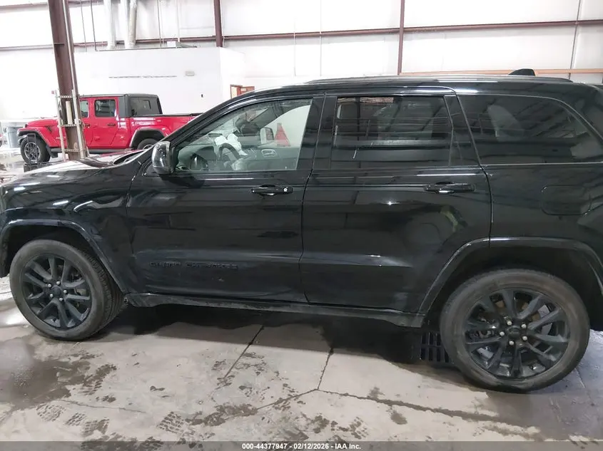 2020 JEEP GRAND CHEROKEE ALTITUDE 4X2