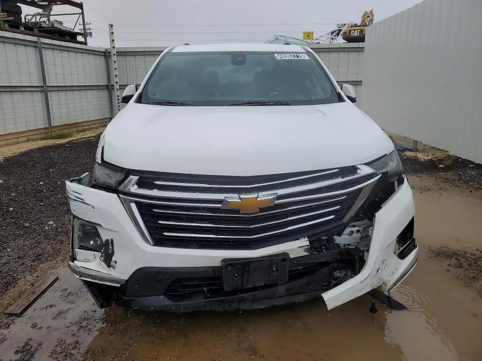 2023 CHEVROLET TRAVERSE LT  