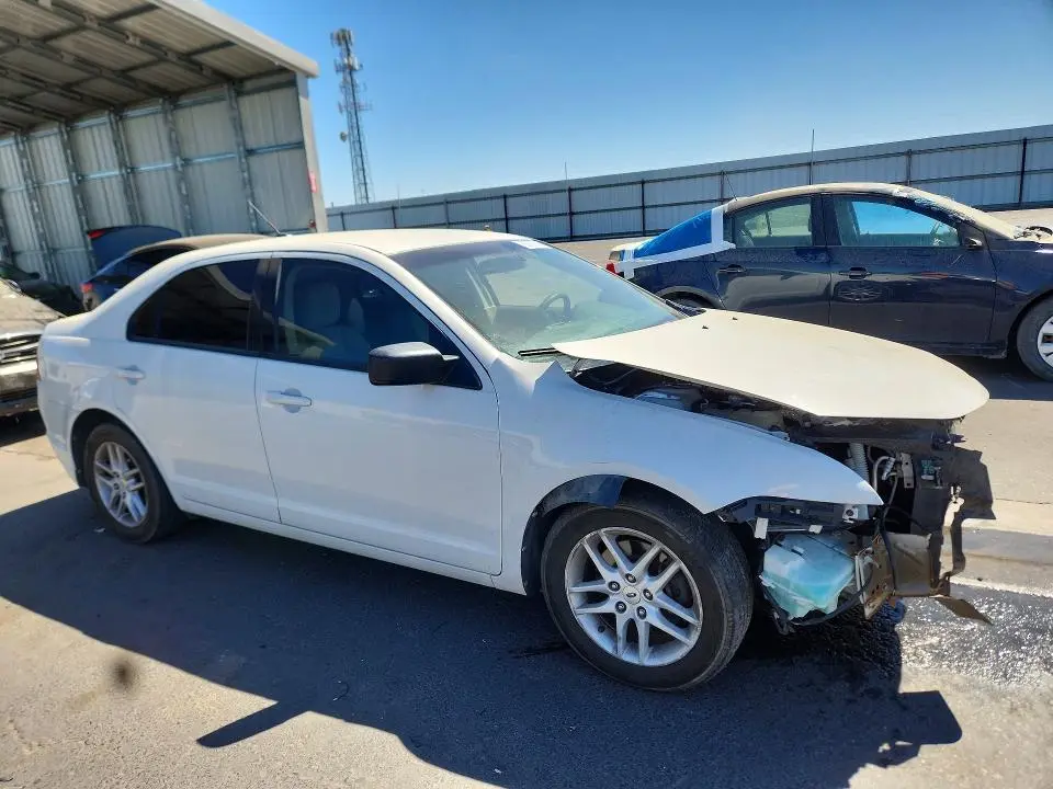 2010 FORD FUSION S  