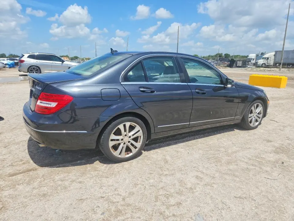 2013 MERCEDES-BENZ C 300 4MATIC  