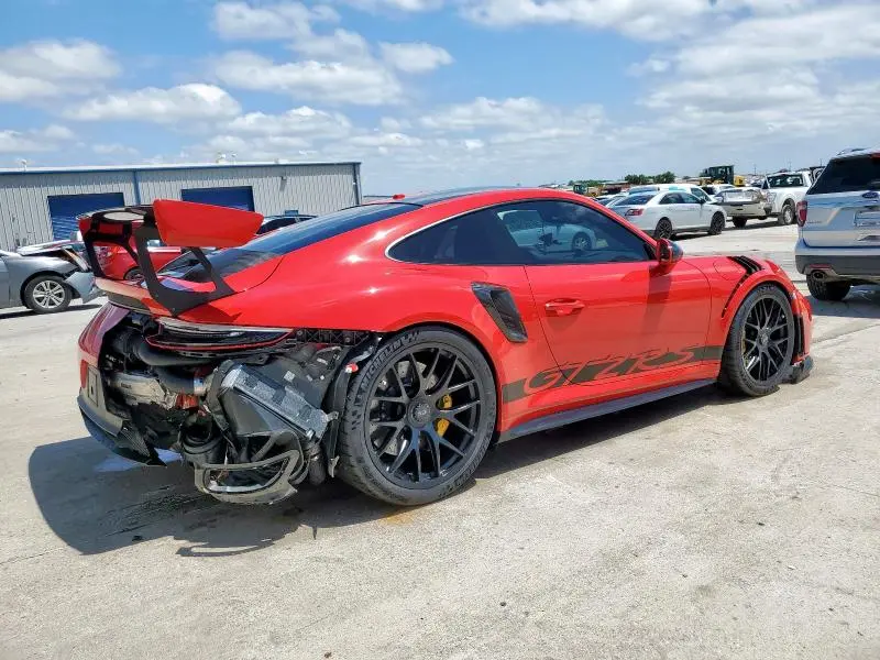 2018 PORSCHE 911 GT2 RS