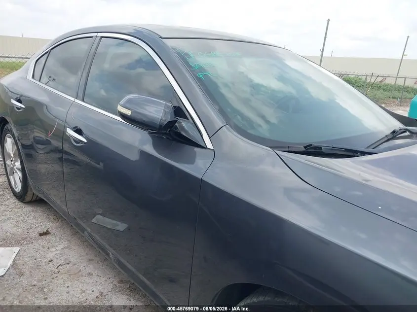 2013 NISSAN MAXIMA 3.5 SV