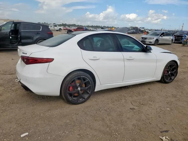 2019 ALFA ROMEO GIULIA   
