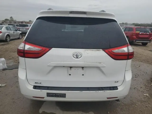 2015 TOYOTA SIENNA LE  