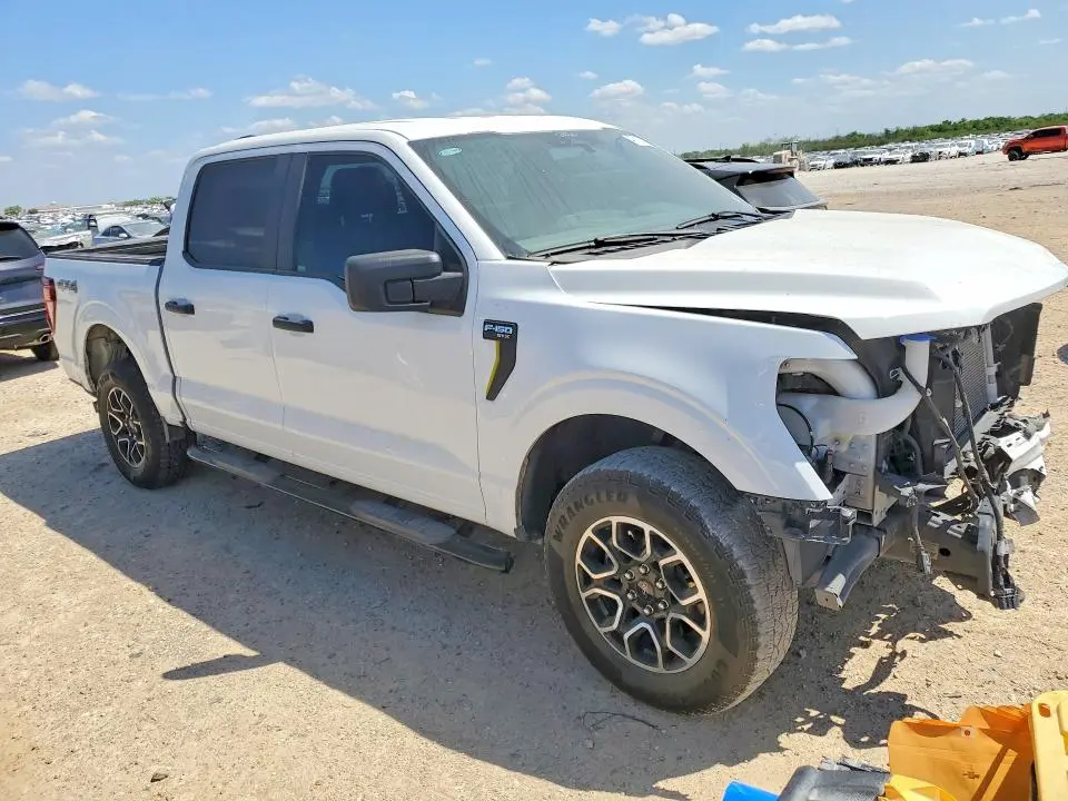 2024 FORD F150 STX  