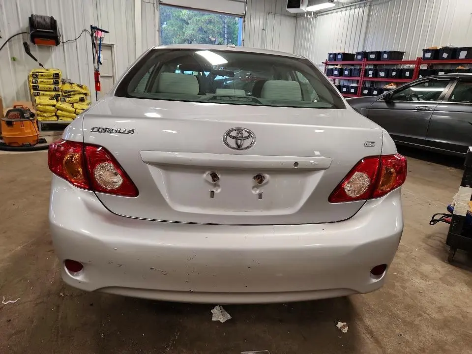 2010 TOYOTA COROLLA LE  