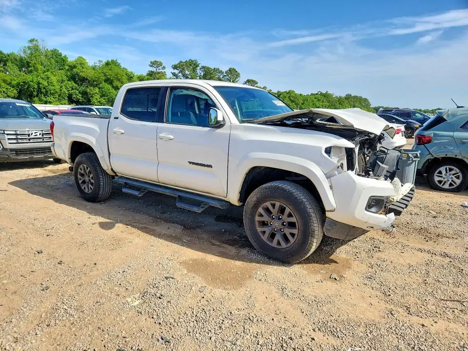 2021 TOYOTA TACOMA SR5 V6  