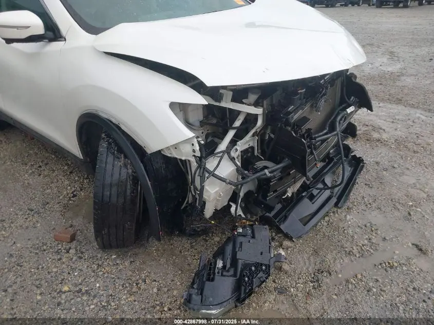 2015 NISSAN ROGUE SL