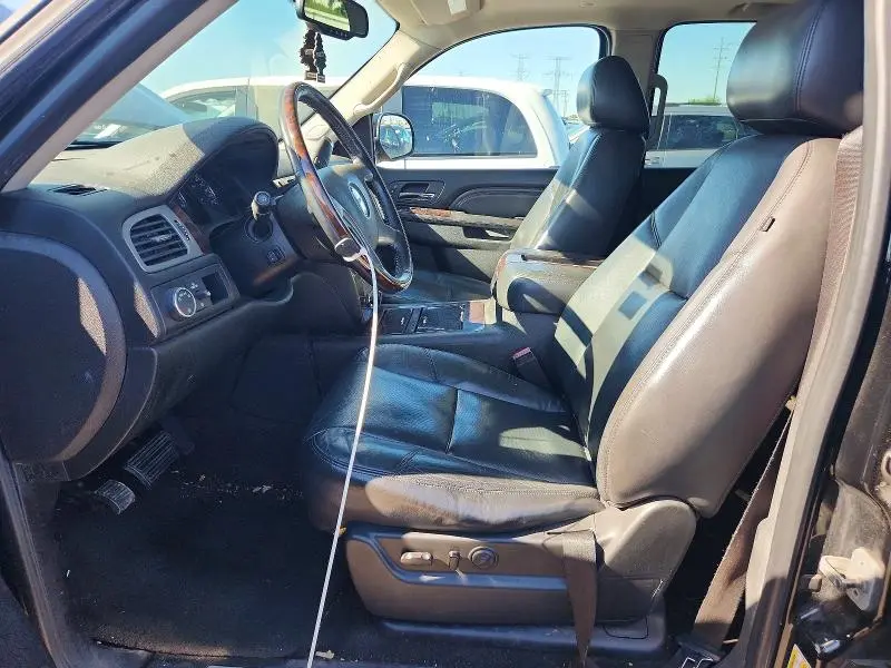 2011 GMC YUKON DENALI  