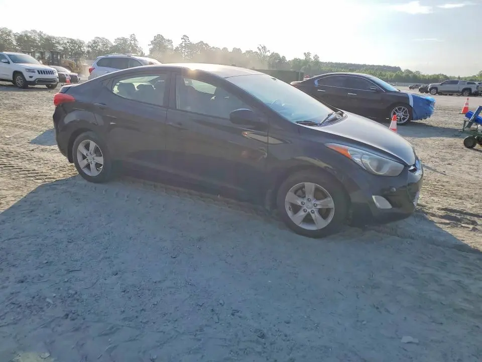 2012 HYUNDAI ELANTRA GLS  