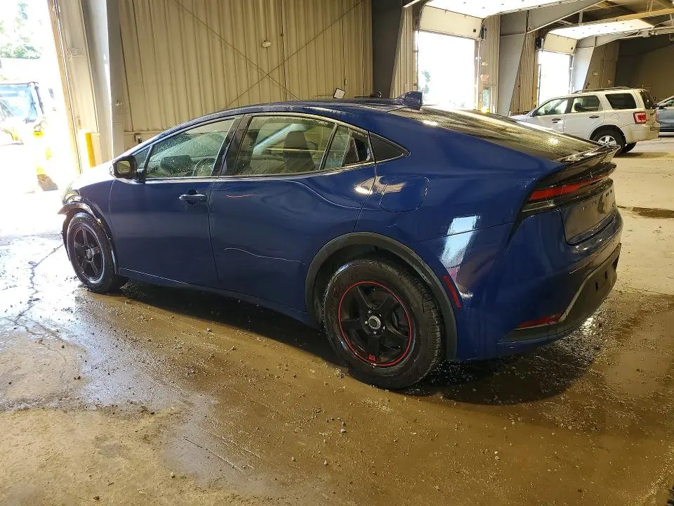 2023 TOYOTA PRIUS LE  