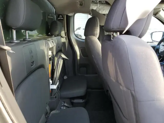 2024 NISSAN FRONTIER S  