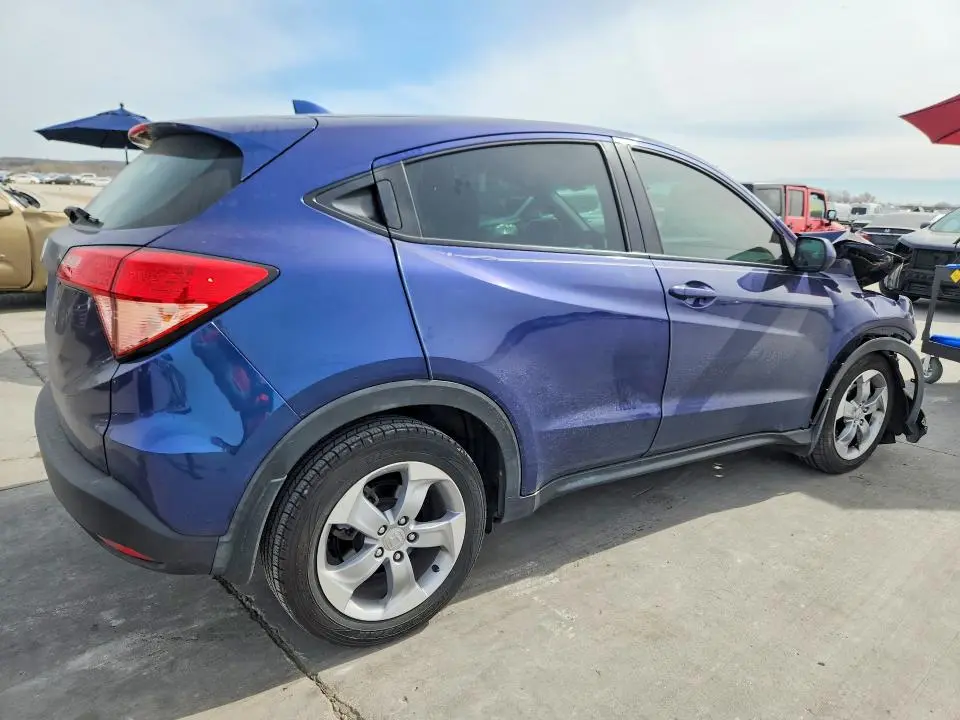 2017 HONDA HR-V LX  