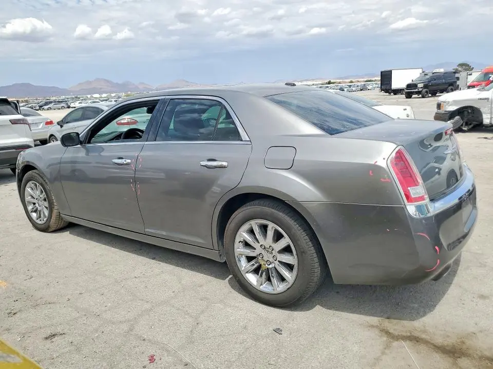 2011 CHRYSLER 300 LIMITED  