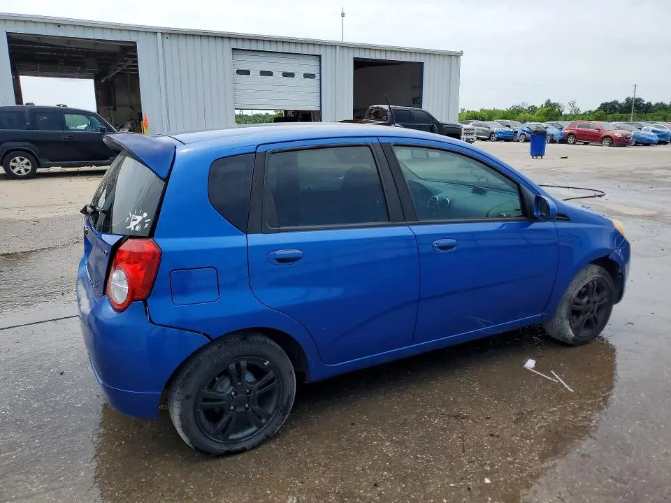2010 CHEVROLET AVEO LT  