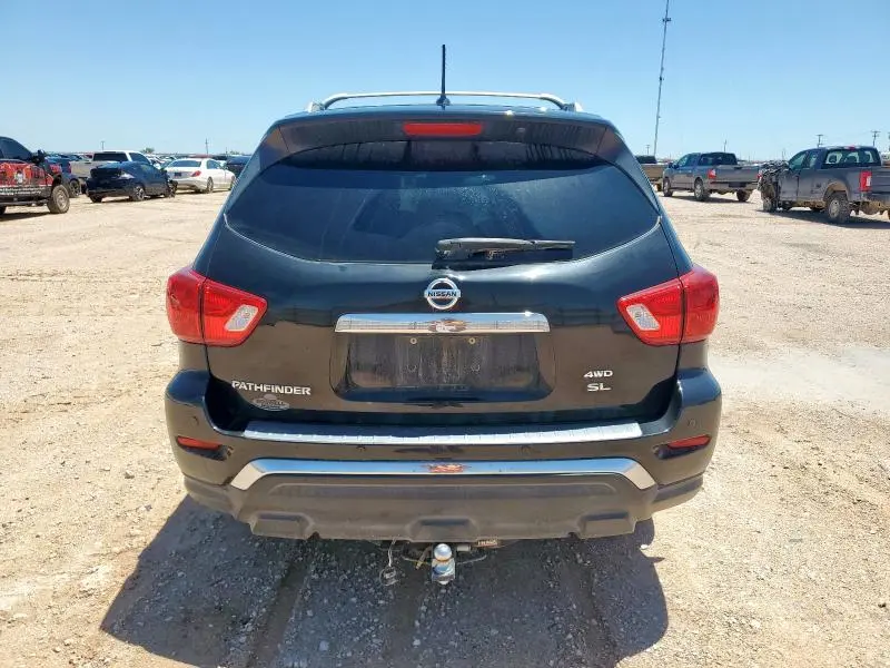 2018 NISSAN PATHFINDER S  