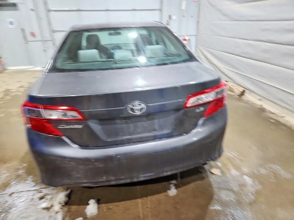 2012 TOYOTA CAMRY LE  