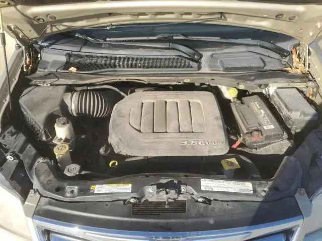 2011 CHRYSLER TOWN & COUNTRY LIMITED  