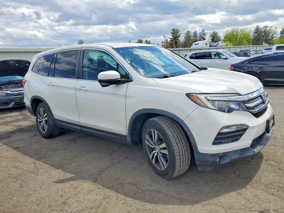 2017 HONDA PILOT EX  