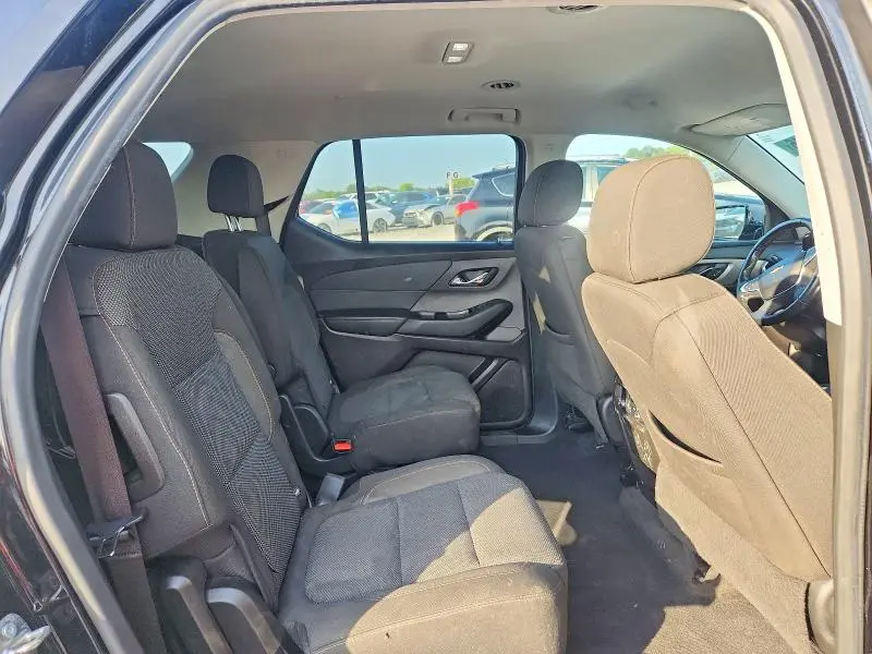 2019 CHEVROLET TRAVERSE LT  