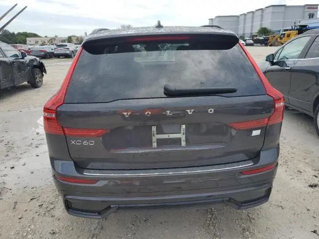 2024 VOLVO XC60 PLUS  