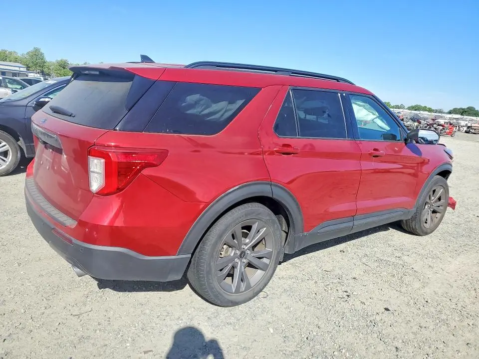 2021 FORD EXPLORER XLT  