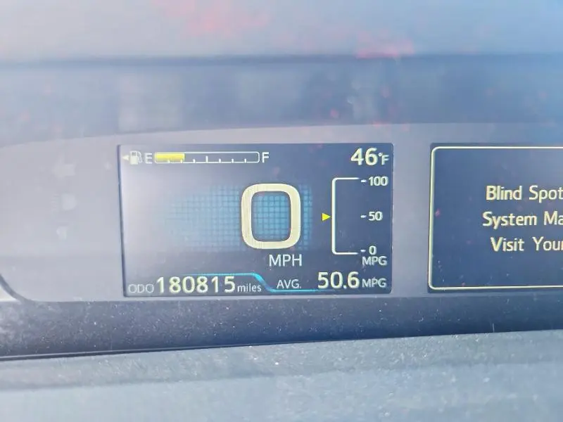 2019 TOYOTA PRIUS LE  