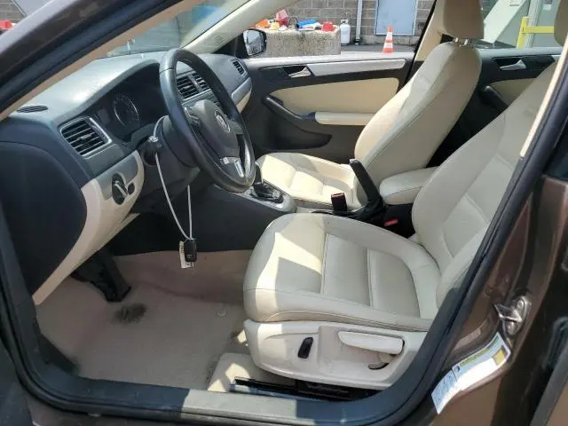 2013 VOLKSWAGEN JETTA SE  