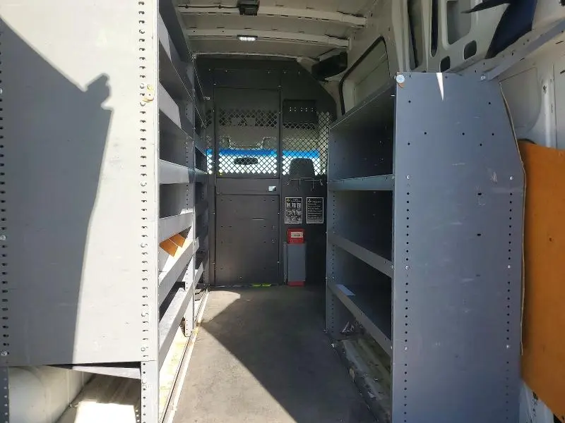 2014 NISSAN NV 2500  