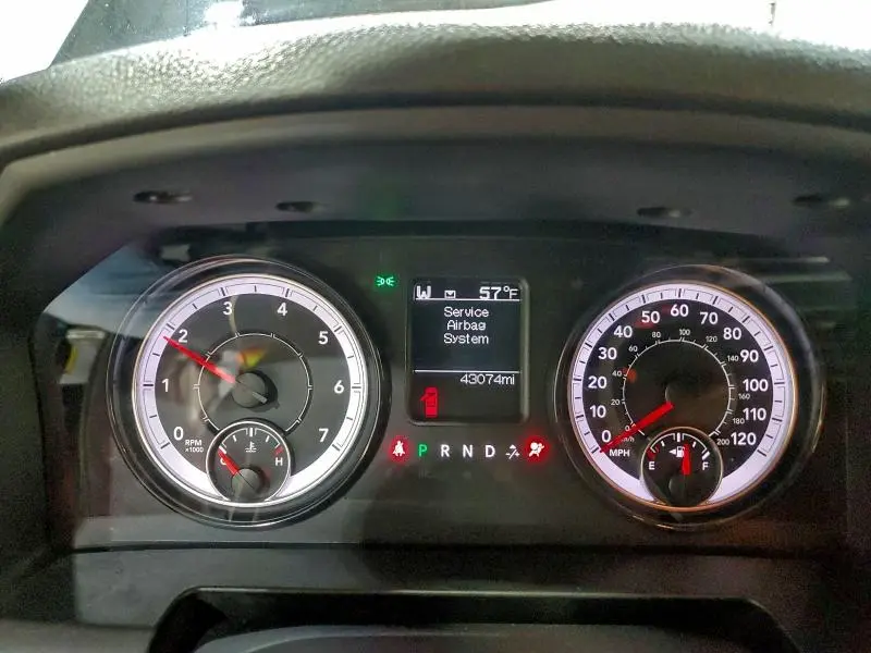 2024 RAM 1500 CLASSIC SLT  