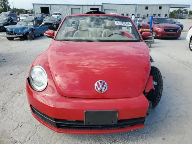 2016 VOLKSWAGEN BEETLE S/SE  